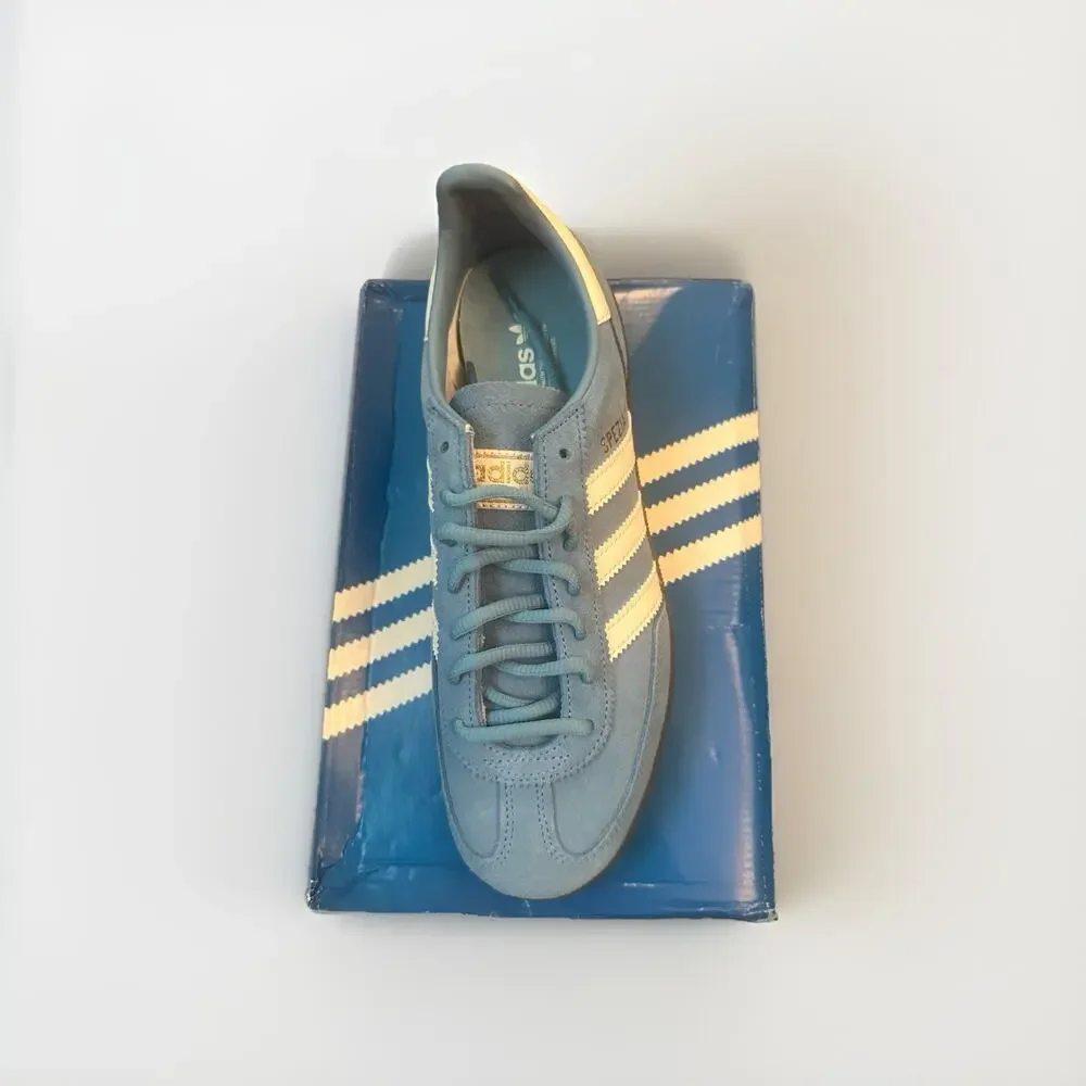 Size 5 - adidas Handball Spezial Light Blue